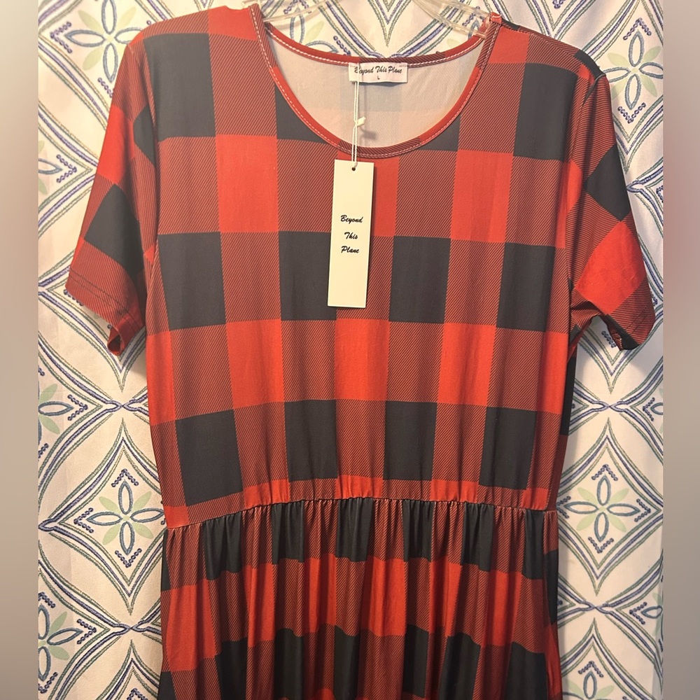 NWT BEYOND THIS PLANE Buffalo Plaid Dress with Short Sleeves, Comfortable Fit